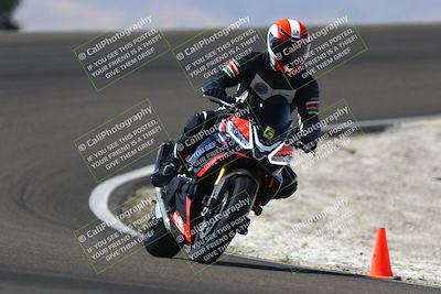 media/Sep-21-2025-TrackDaz (Sun) [[277c75b276]]/C Group/1240pm (Turn 2)/